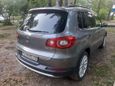 SUV   Volkswagen Tiguan 2009 , 805000 ,  