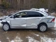  Volkswagen Polo 2015 , 220000 , 