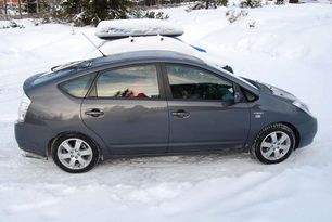  Toyota Prius C 2008 , 637000 , 