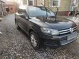 SUV   Volkswagen Touareg 2014 , 1700000 , 