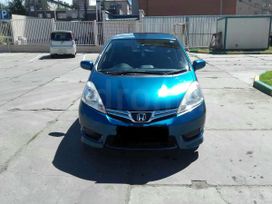  Honda Fit Shuttle 2012 , 600000 , 