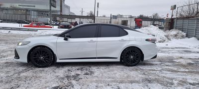 Седан Toyota Camry 2021 года, 4070000 рублей, Москва