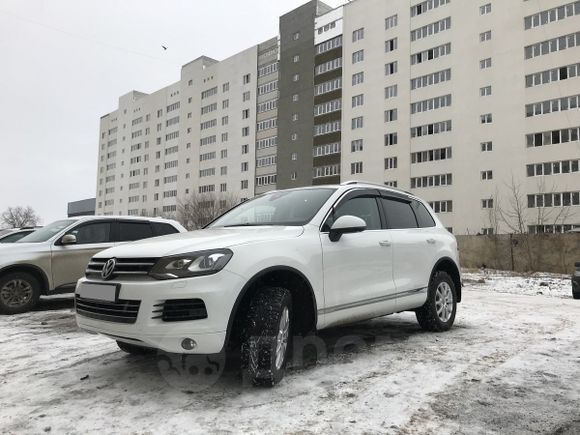 SUV   Volkswagen Touareg 2014 , 1700000 , 