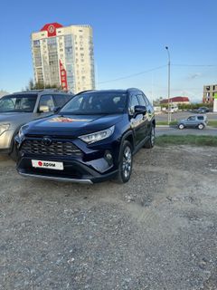 SUV или внедорожник Toyota RAV4 2019 года, 3450000 рублей, Владивосток