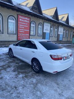Седан Toyota Camry 2016 года, 2000000 рублей, Иркутск