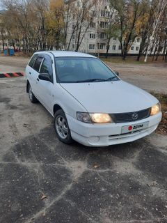 Универсал Mazda Familia 2001 года, 230000 рублей, Свободный