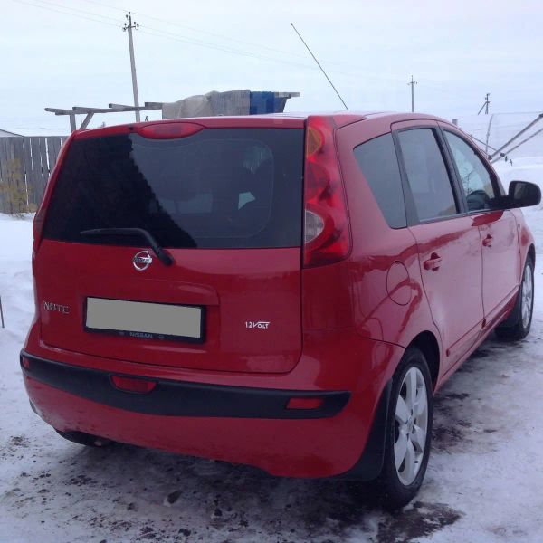  Nissan Note 2007 , 350000 , 