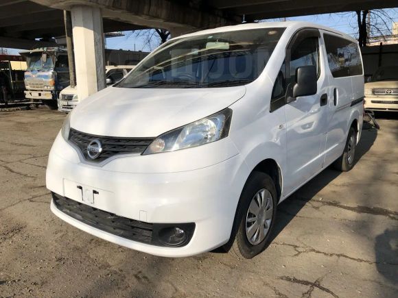    Nissan NV200 2012 , 585000 , 