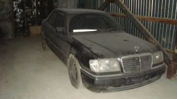 Mercedes-Benz E-Class 1993 , 165000 , 