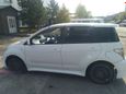  Toyota ist 2002 , 250000 , 