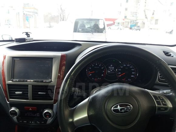 SUV   Subaru Forester 2010 , 850000 , --