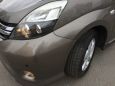    Toyota Isis 2011 , 995000 , -