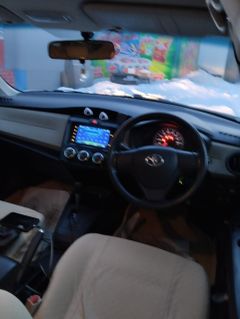 Седан Toyota Corolla Axio 2012 года, 830000 рублей, Хабаровск