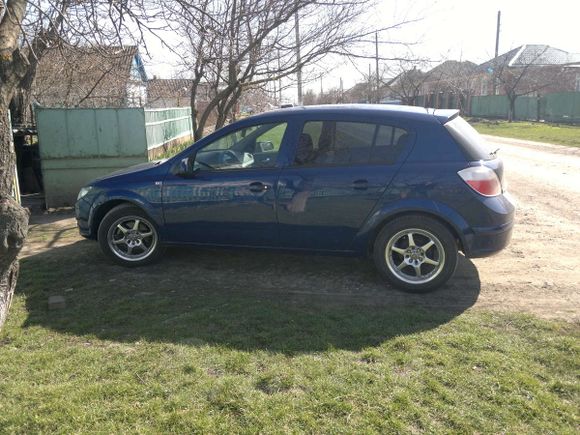  Opel Astra 2004 , 285000 , 