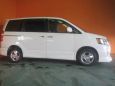    Toyota Noah 2003 , 210000 , 