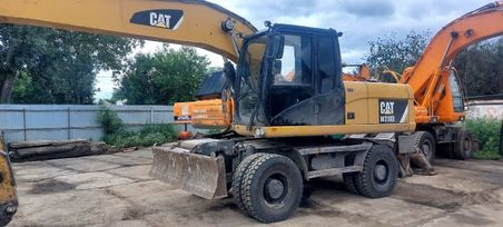   Caterpillar M318D 2013 , 8300000 , 