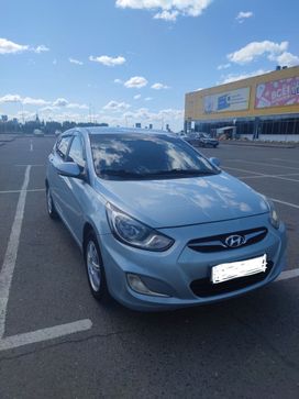  Hyundai Solaris 2011 , 700000 , 