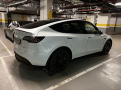 SUV или внедорожник Tesla Model Y 2022 года, 7000000 рублей, Москва