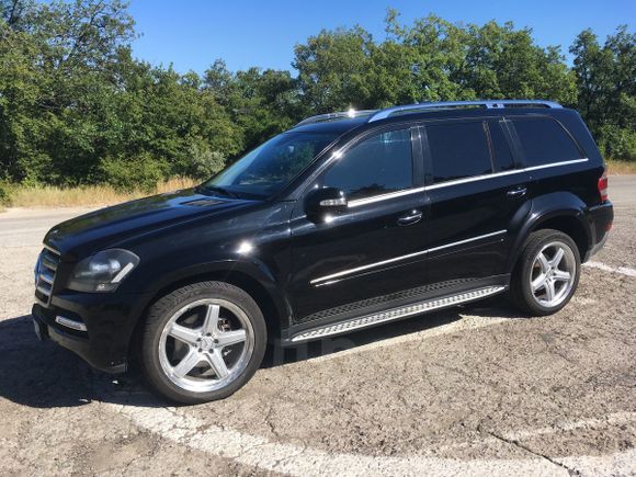 SUV   Mercedes-Benz GL-Class 2008 , 700000 , 