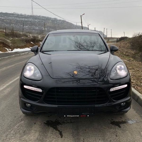 SUV   Porsche Cayenne 2014 , 2350000 , 