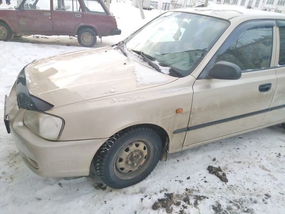  Hyundai Accent 2002 , 140000 , 