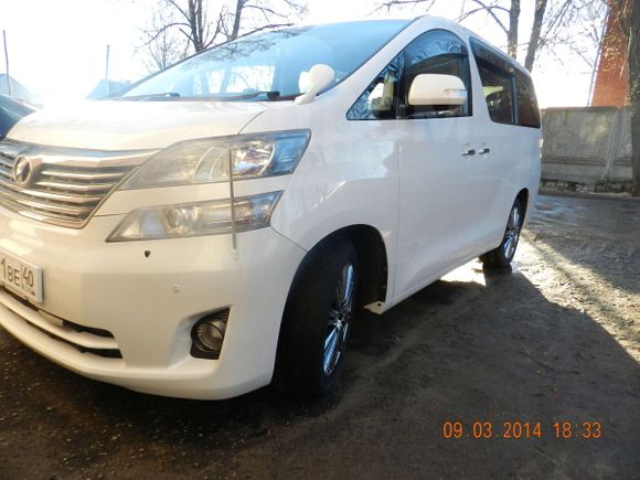    Toyota Vellfire 2010 , 1230000 , 