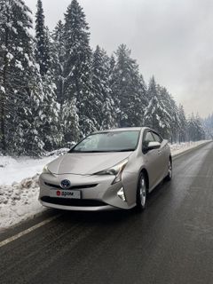 Лифтбек Toyota Prius 2017 года, 2150000 рублей, Екатеринбург