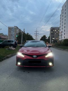 Седан Toyota Camry 2021 года, 3550000 рублей, Новосибирск