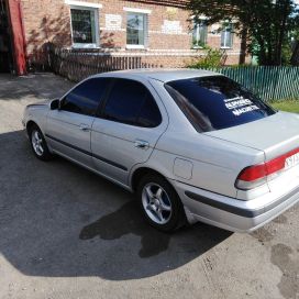  Nissan Sunny 2002 , 200000 , 