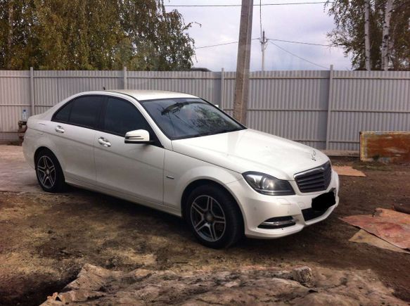  Mercedes-Benz C-Class 2011 , 970000 , 