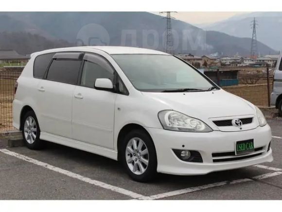    Toyota Ipsum 2004 , 250000 , 