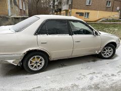 Седан Toyota Corolla 1997 года, 197000 рублей, Новосибирск