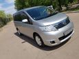    Nissan Serena 2010 , 695000 , -