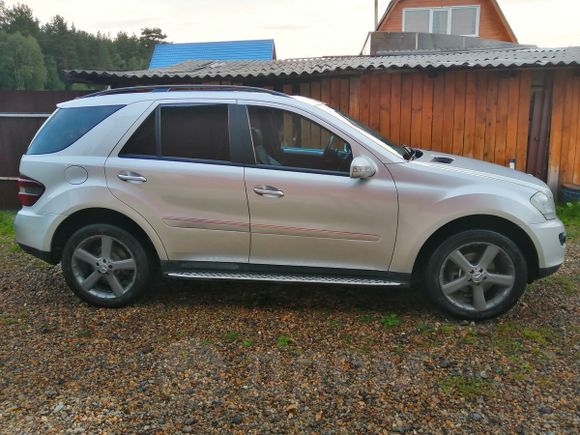 SUV   Mercedes-Benz M-Class 2005 , 680000 ,  