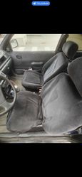  3  Ford Fiesta 1993 , 74000 , 