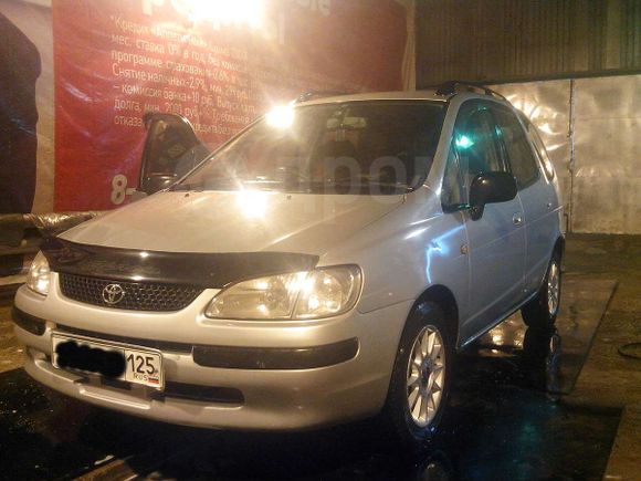    Toyota Corolla Spacio 1998 , 220000 , 