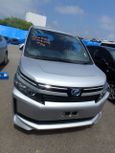    Toyota Voxy 2015 , 1635000 , 