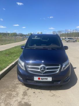 Минивэн или однообъемник Mercedes-Benz V-Class 2016 года, 4300000 рублей, Москва
