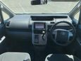    Toyota Voxy 2009 , 980000 , 