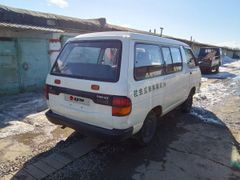 Минивэн или однообъемник Toyota Town Ace 1992 года, 300000 рублей, Хабаровск