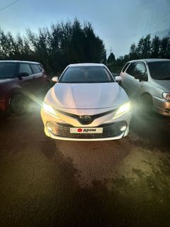 Седан Toyota Camry 2019 года, 2300000 рублей, Кемерово