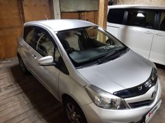 Хэтчбек Toyota Vitz 2013 года, 735000 рублей, Якутск