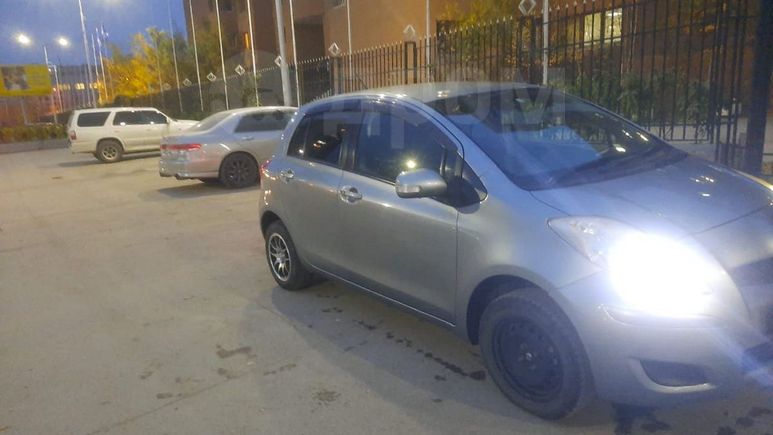  Toyota Vitz 2010 , 350000 , 