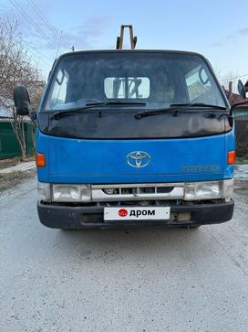   Toyota ToyoAce 2001 , 565000 , 