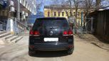 SUV   Volkswagen Touareg 2010 , 1200000 , 