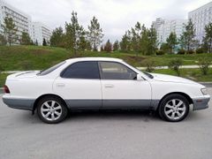 Седан Toyota Vista 1993 года, 200000 рублей, Новосибирск