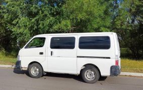 Минивэн или однообъемник Nissan Caravan 2001 года, 450000 рублей, Комсомольск-на-Амуре