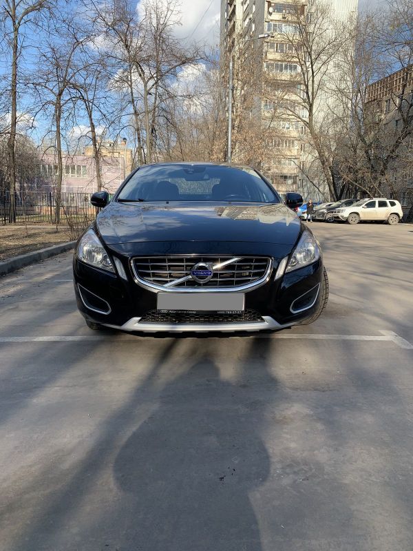  Volvo S60 2011 , 680000 , 