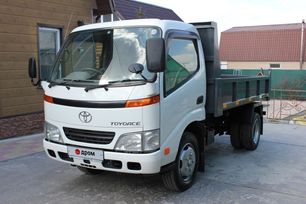  Toyota ToyoAce 2001 , 2390000 , 