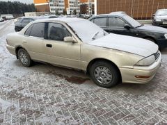 Седан Toyota Camry 1992 года, 140000 рублей, Тверь